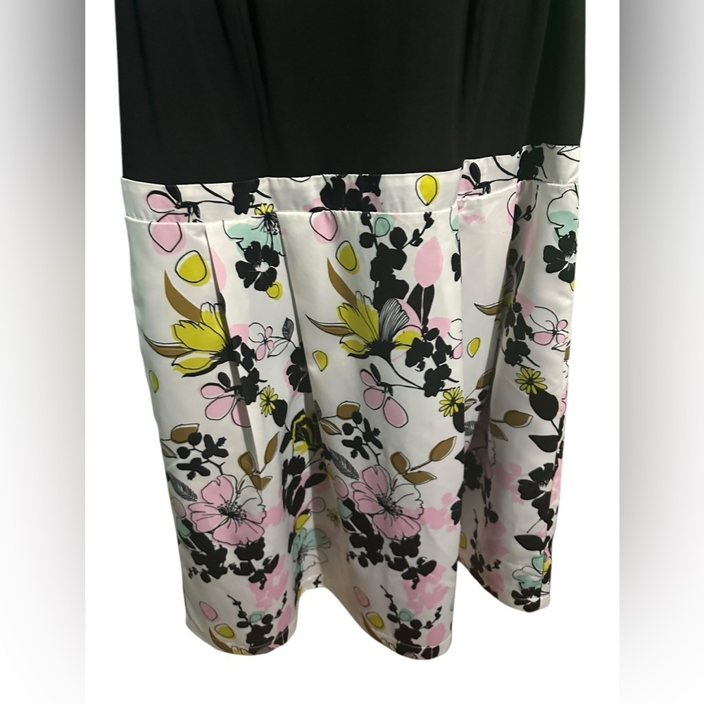 City Chic black/floral dress size XL/22 - Picture 7 of 11